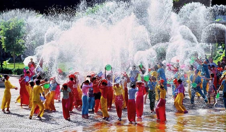 Lễ Songkran truyền thống