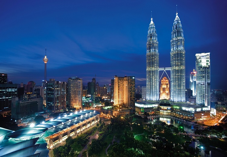 Đây là nơi có tòa tháp đôi Petronas Towers cao nhất thế giới và đã chào đón 11,13 triệu lượt lượt du khách quốc tế trong năm 2015.