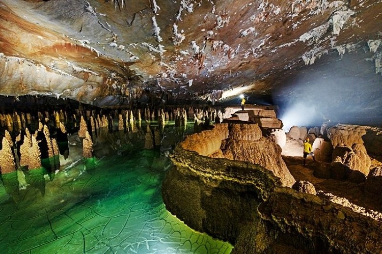 Hãy một lần đến Quảng Bình du lịch (thăm các hang động nổi tiếng)