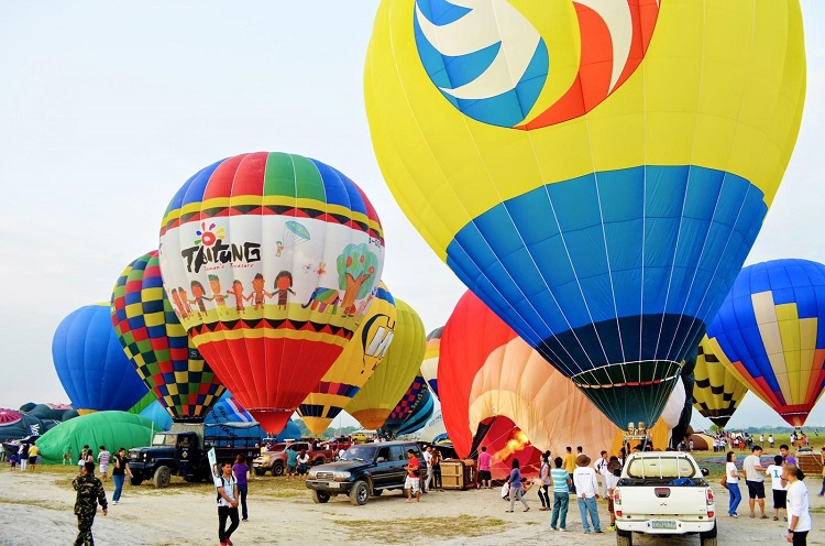 Lễ hội khinh khí cầu tại Sài Gòn Tết Đinh Dậu 2017