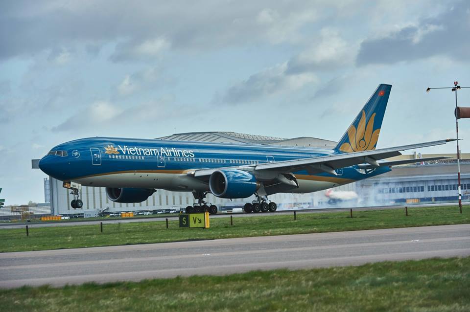 Vietnam Airlines là hãng hàng không thường mở bán vé máy bay đi Singapore giá rẻ nhất