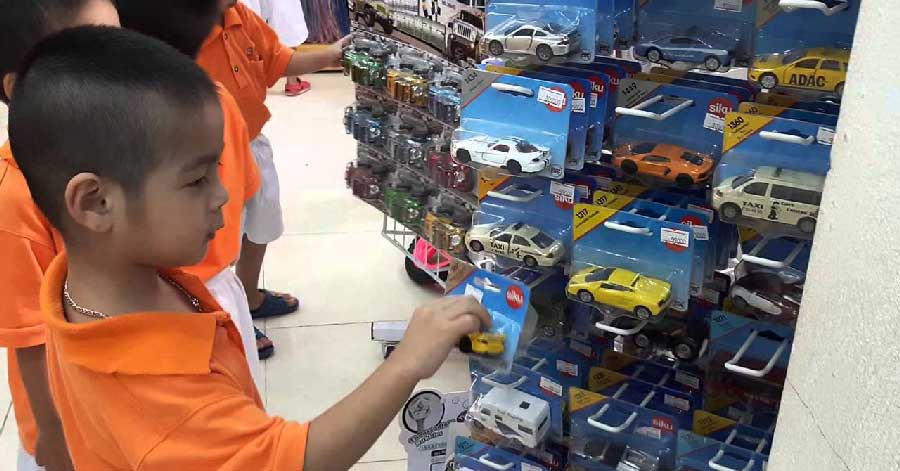The Booksquare - Thư viện sách đồ sộ