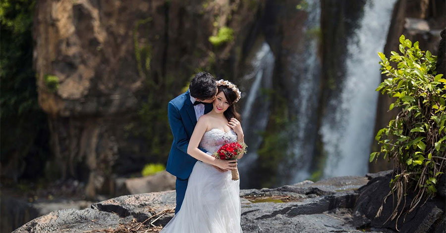 Địa điểm chụp ảnh cưới đẹp ở Phú Quốc - Hòa vào thiên nhiên Suối Tranh