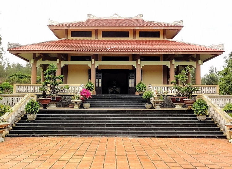 Đền thờ Trương Định