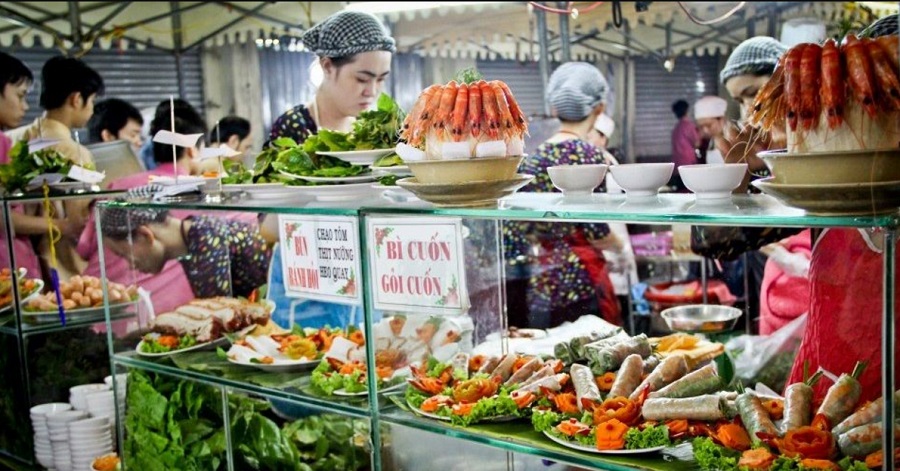 Chợ đêm Bến Thành- điểm ăn đêm ở trung tâm Sài Gòn