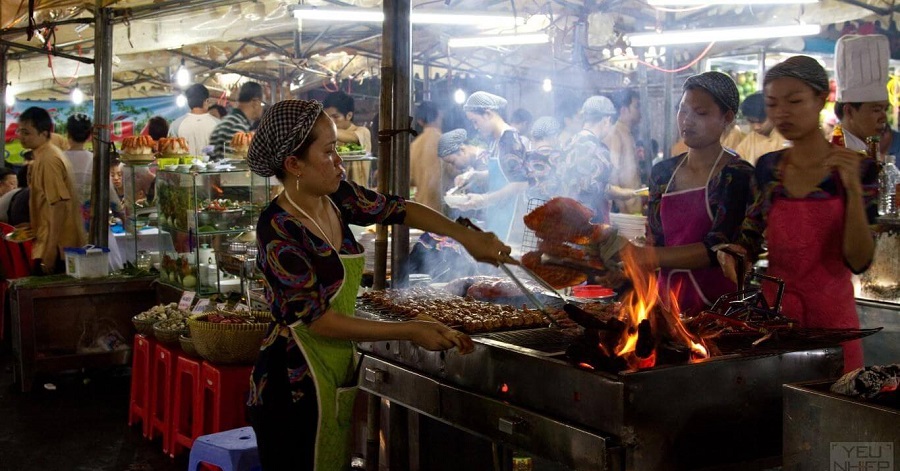 Chợ đêm làng Đại học Thủ Đức