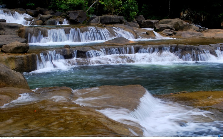 Du lịch Nha Trang - Khu du lịch hồ Đá Bàn