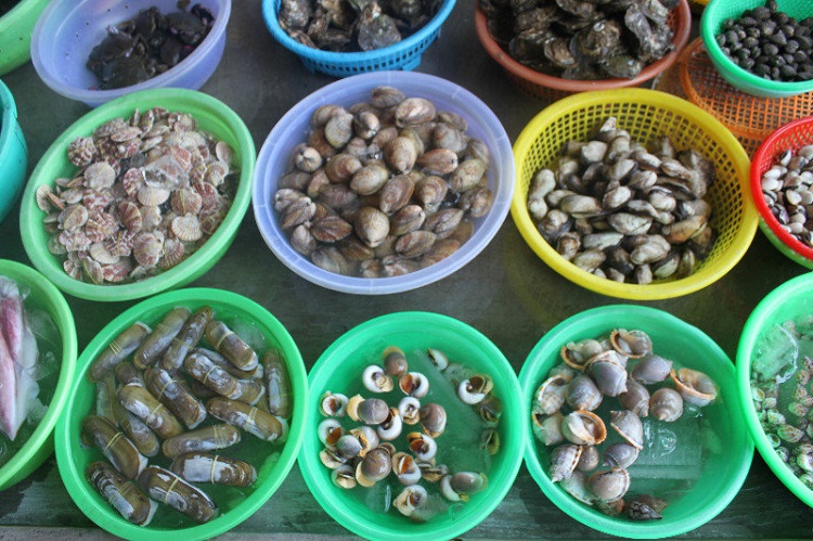 Chợ Hàng Dương - chợ hải sản tại Cần Giờ