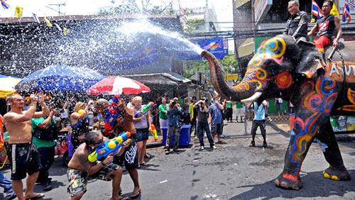 lễ hội té nước songkran thái lan 1