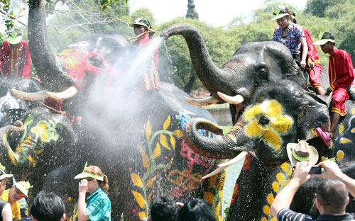 lễ hội té nước songkran thái lan 3