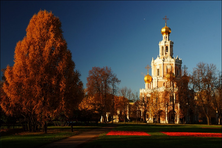Moscow – mùa thu vàng phô diễn vẻ đẹp diễn lệ của thủ đô Nga