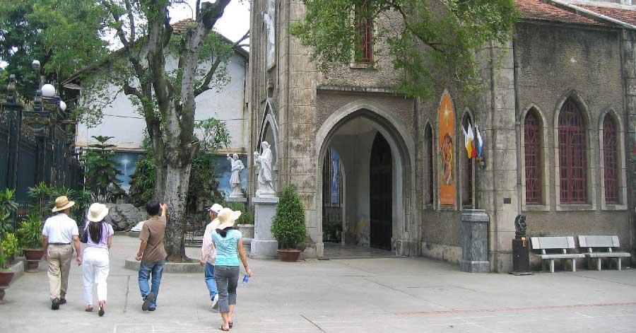 Nhà thờ Hàm Long
