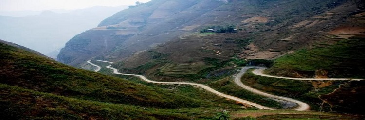Đèo Lũng Lô - xã Thượng Bằng La, huyện Văn Chấn, tỉnh Yên Bái