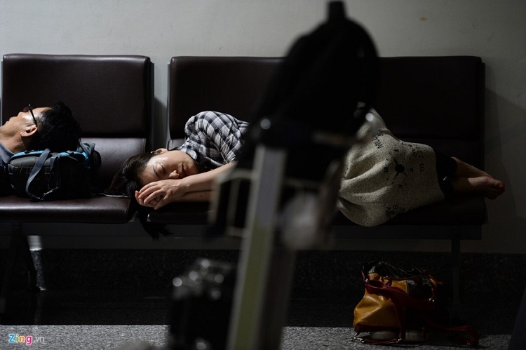 Khi quyết định ngủ đêm ở sân bay, hãy chọn vị trí ngủ an toàn