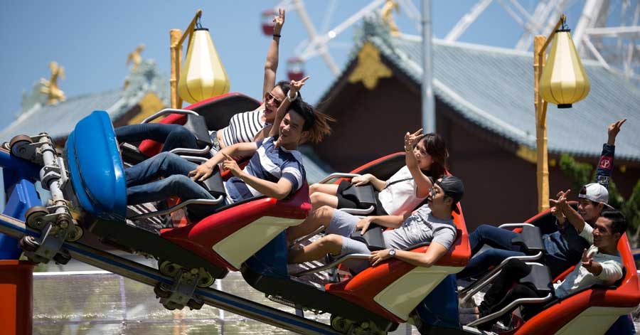 Đặt vé máy bay đi Đà Nẵng Vietnam Airlines - vui chơi tại Asia Park