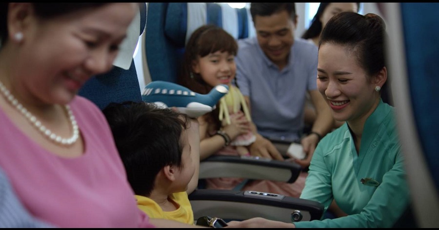 Dịch vụ trên máy bay của Vietnam Airlines luôn được hành khách đánh giá cao